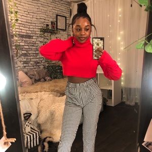 RED TURTLENECK CROP SWEATER